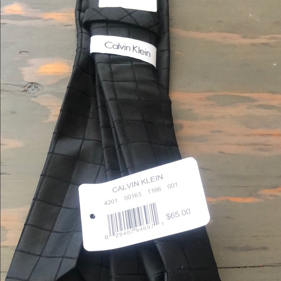 NWT Calvin Klein Black Tie - Picture 3 of 3